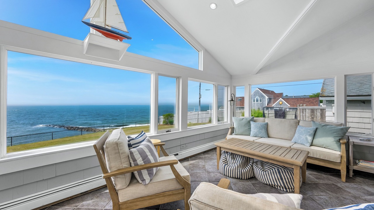Photo of Livingroom in Dennis Port