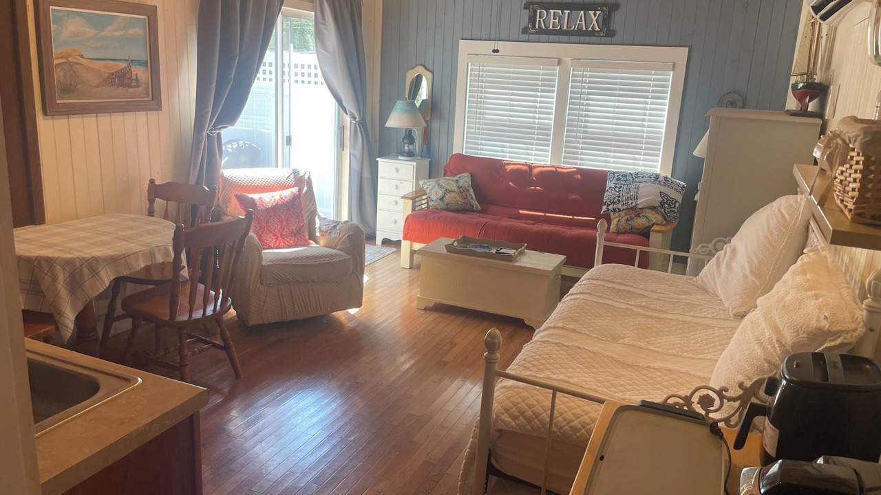 Photo of Livingroom in Dennis Port