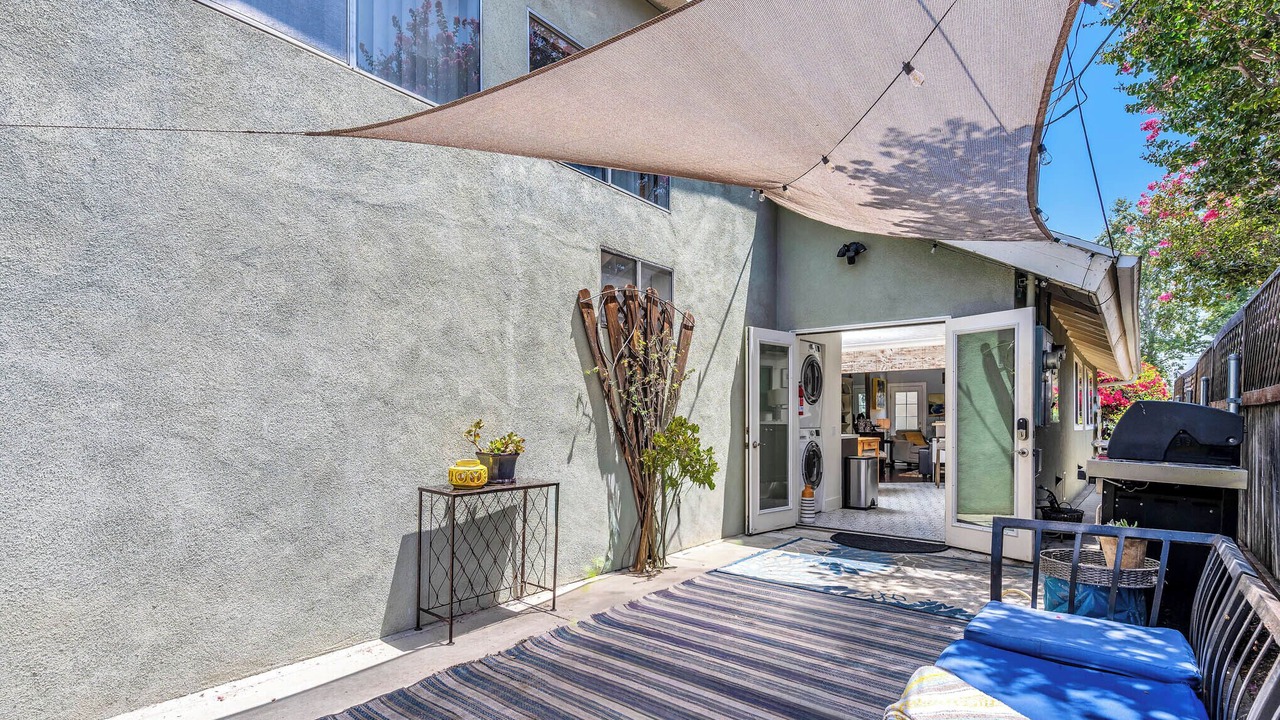 Photo of Outdoor in Burbank