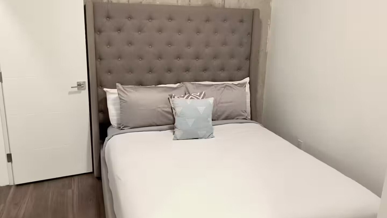 Photo of Bedroom in Whyte ave