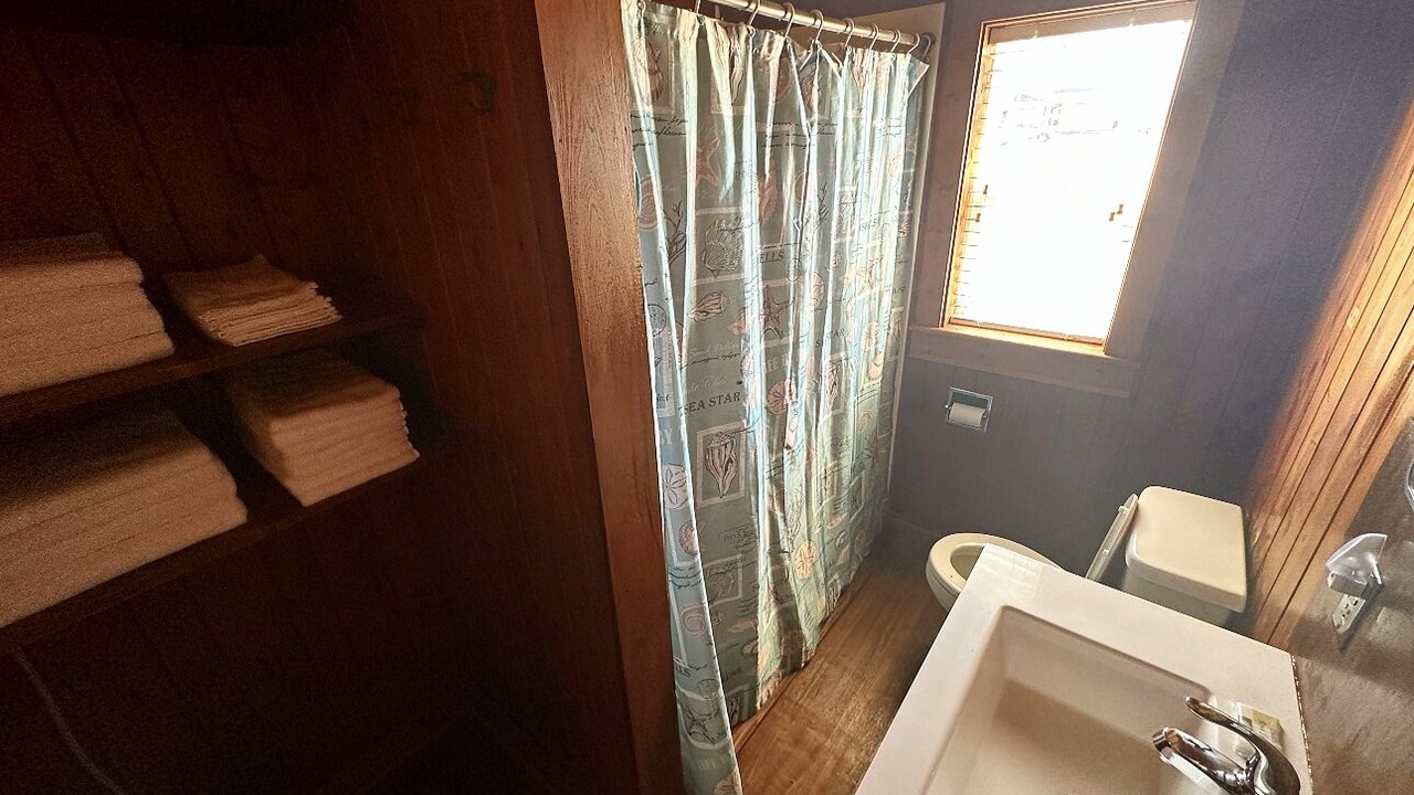 Photo of Bathroom in Nags Head