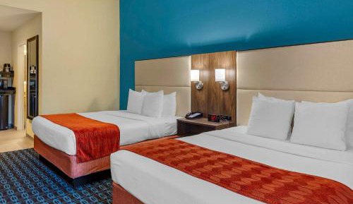 Queen Room with Two Queen Beds