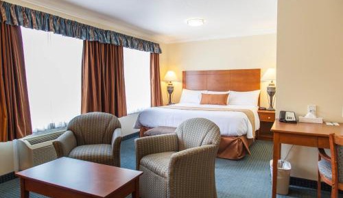 King Room with Jacuzzi