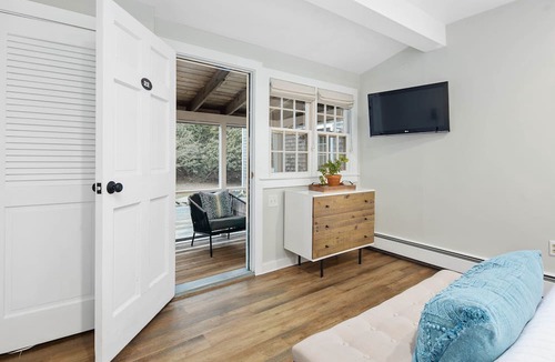 Vineyard Haven Hotel | Lamberts Cove Inn
