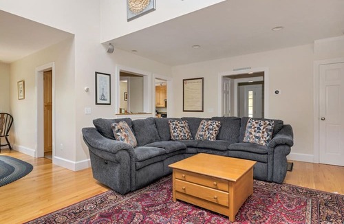 North Truro House | Enjoy Beach Plum House! Spacious 6BD Home - Near Ocean Beaches, Lots of Privacy