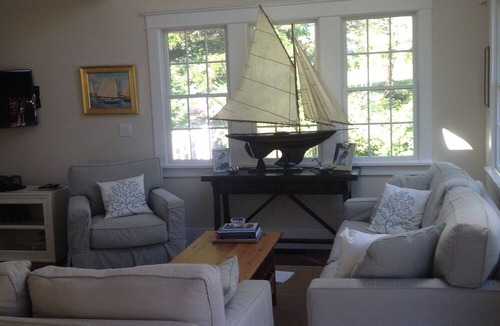 Hyannis Port House | Experience Hy-View Hyannisport Exceptional Summer Getaway