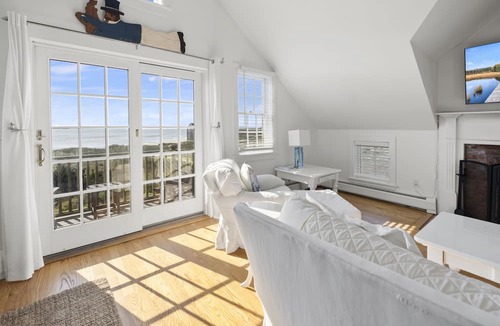 Nantucket House | Love Sand, Madaket on the Beach, Lovely Seaside Home