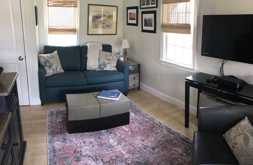Provincetown Cottage | PTOWN WEST END COTTAGE: Charm, privacy, close to everything & affordable.