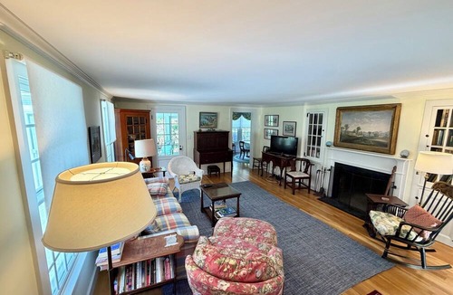 Harwich Port House | Harwich Port Walk to Beach and Village Beautiful 4 Bedroom, 3.5 Bath Home