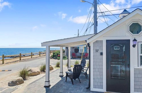 Dennis Port Cottage | Beachfront Escape in Dennis Port