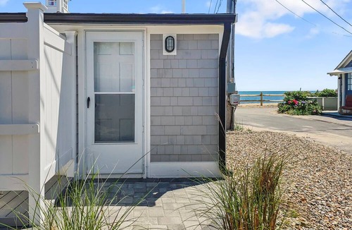 Dennis Port Cottage | Beachfront Escape in Dennis Port