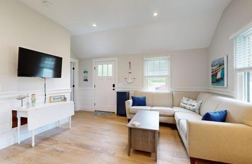 Orleans House | The Quintessential Cape Cottage