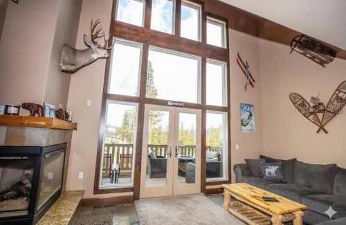 Kirkwood House | Kirkwood Mountainside Cabin & Cottage Deck wViews
