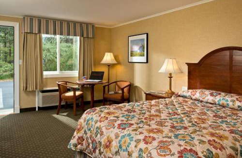 Wellfleet Hotel | Wellfleet Lodge