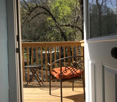 Chimney Rock Hotel | Riverside Lodge at Chimney Rock