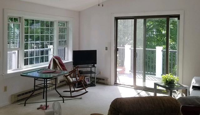 Peaceful Cape Cod Condo 7 minutes to great Nauset Beach! in Orleans