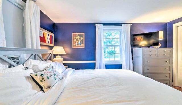 Yarmouth Cottage w/Grill & Yard, Walk to Beach in Yarmouth
