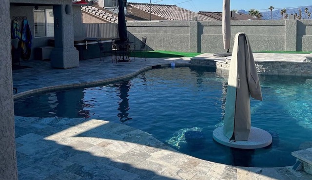 Cozy, Quiet, Beautiful Casita - Heated Pool, Hot Tub, BBQ in Lake Havasu City