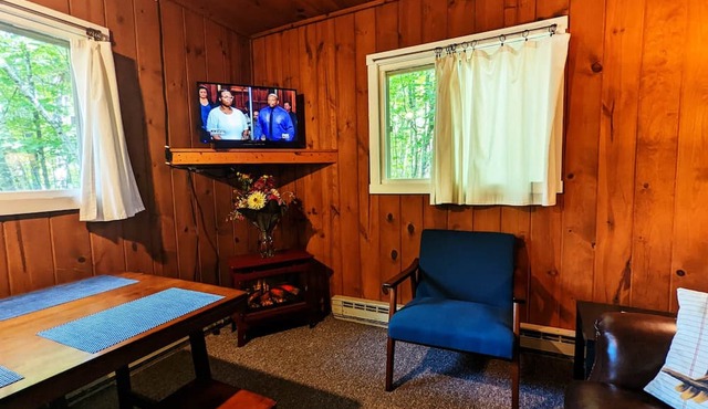 Amenities & Resort Access Included, Cabin 5 in Phelps
