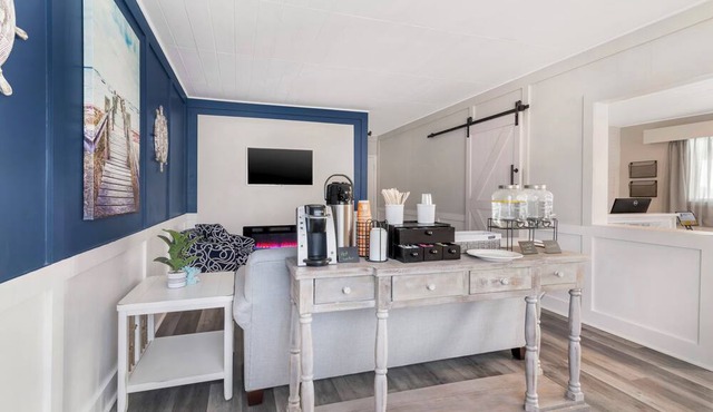 Enjoy a relaxing stay in Hyannis, MA in Barnstable