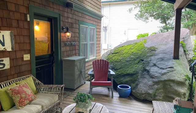 BUBBA'S BIG HOUSE ask about pricing specials for groups of 4 or less! in Chimney Rock