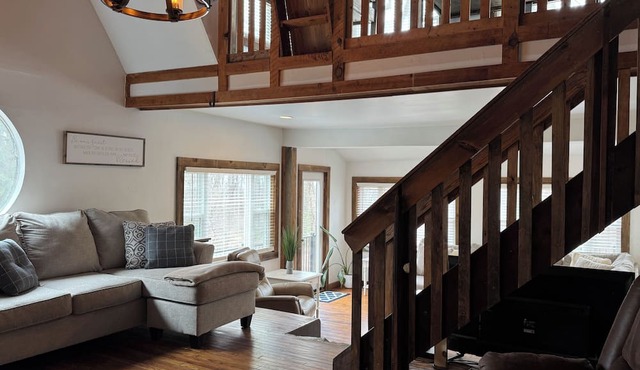Beautiful rustic/newly renovated Home near Gettysburg, PA in Orrtanna