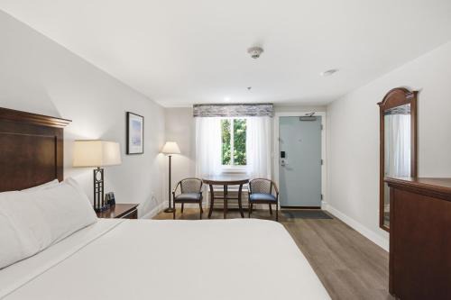 Wilder Inn South Wellfleet, Outset Collection By Hilton in Wellfleet