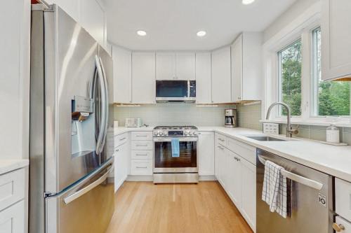 The Saffron Cottage in Wellfleet