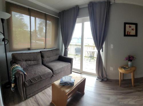 Bayside Cottage Rentals in Port Rowan